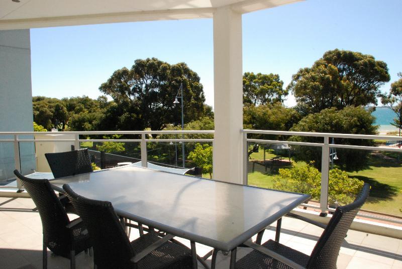 Spinnakers By Rockingham Apartments Luaran gambar