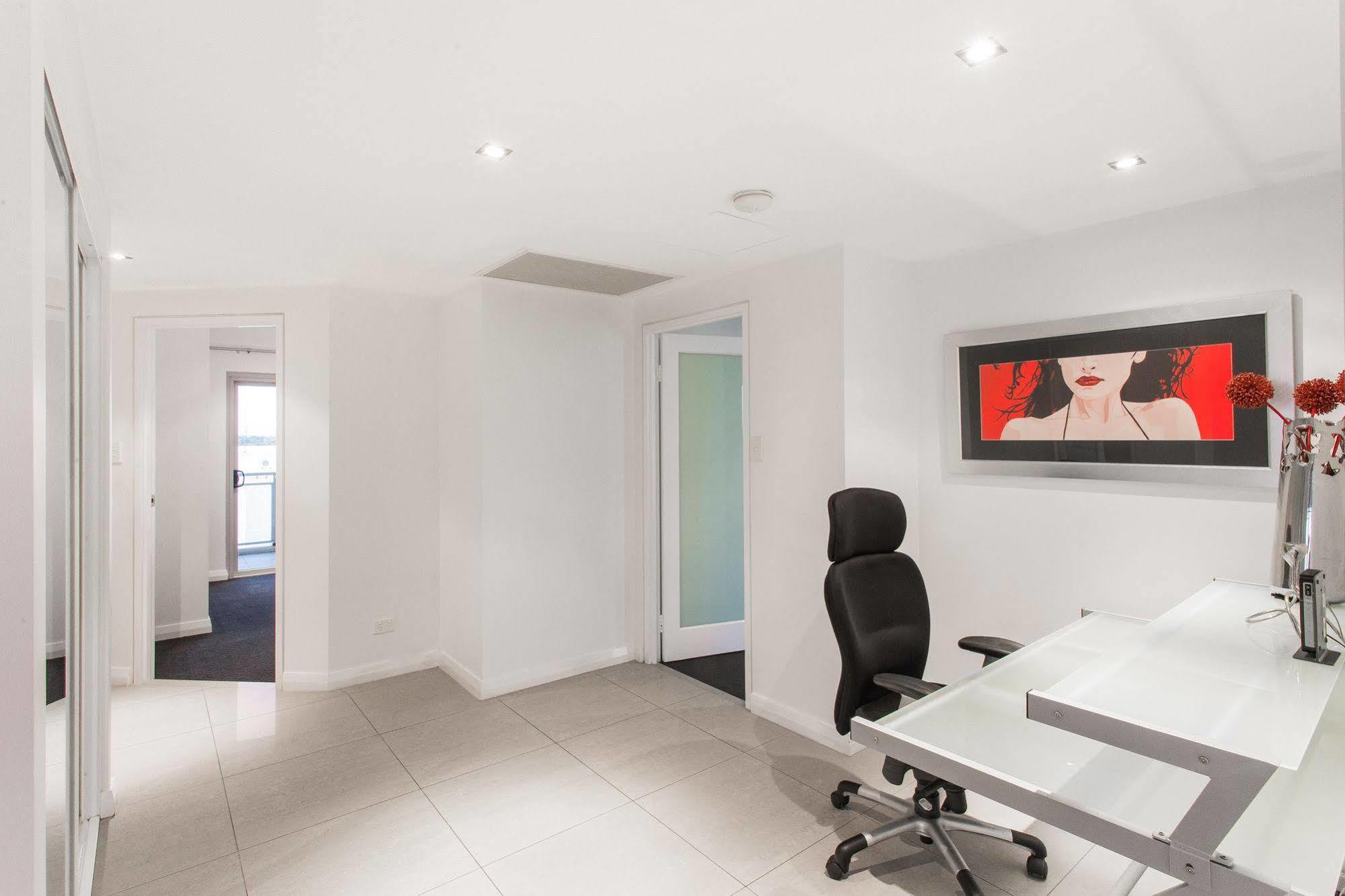 Spinnakers By Rockingham Apartments Luaran gambar